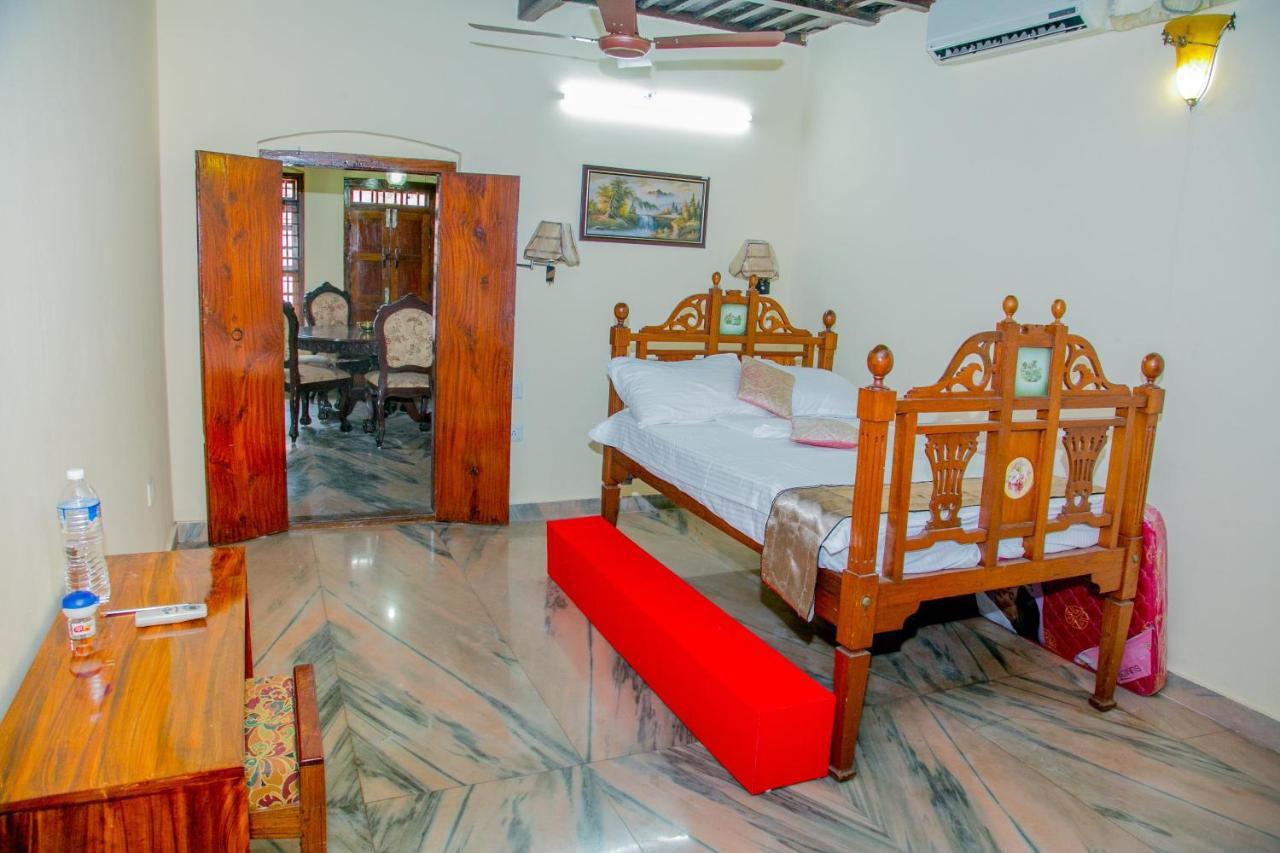 Trium Heritage Villa Chengannur Exterior foto