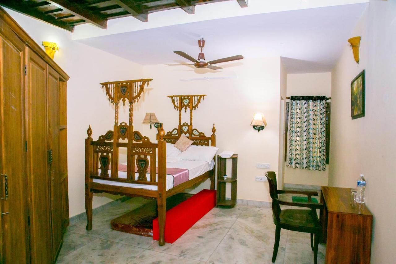 Trium Heritage Villa Chengannur Exterior foto